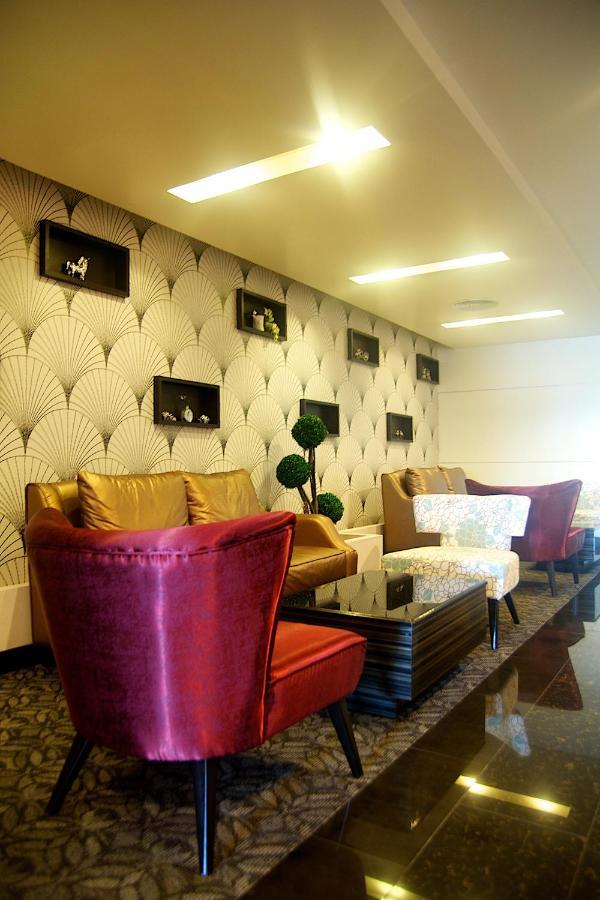 Jolly Suites&Spa Petkasem Ban Nong Khaem  Exterior photo
